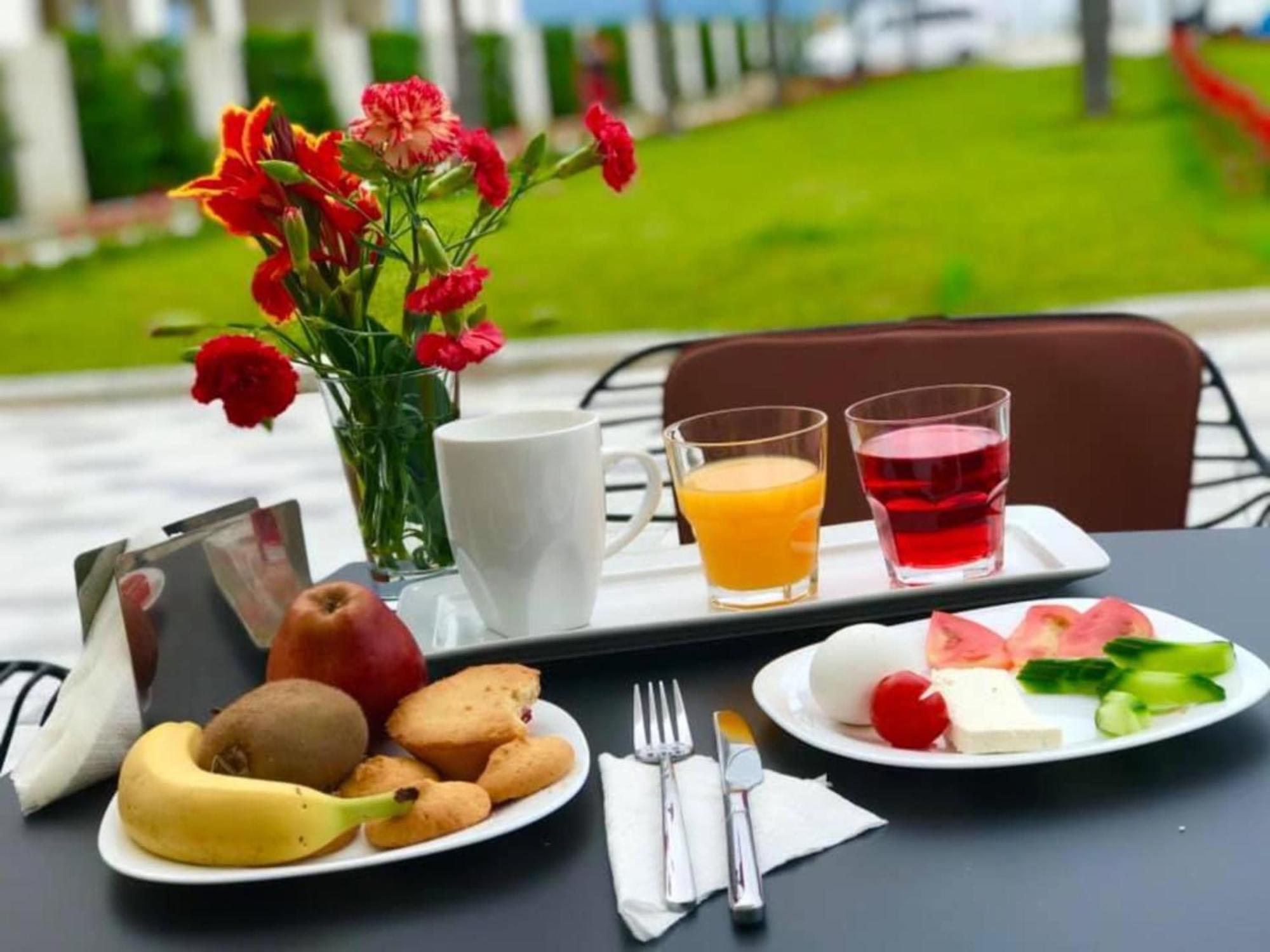 A&G Hotel Radhimë Zewnętrze zdjęcie