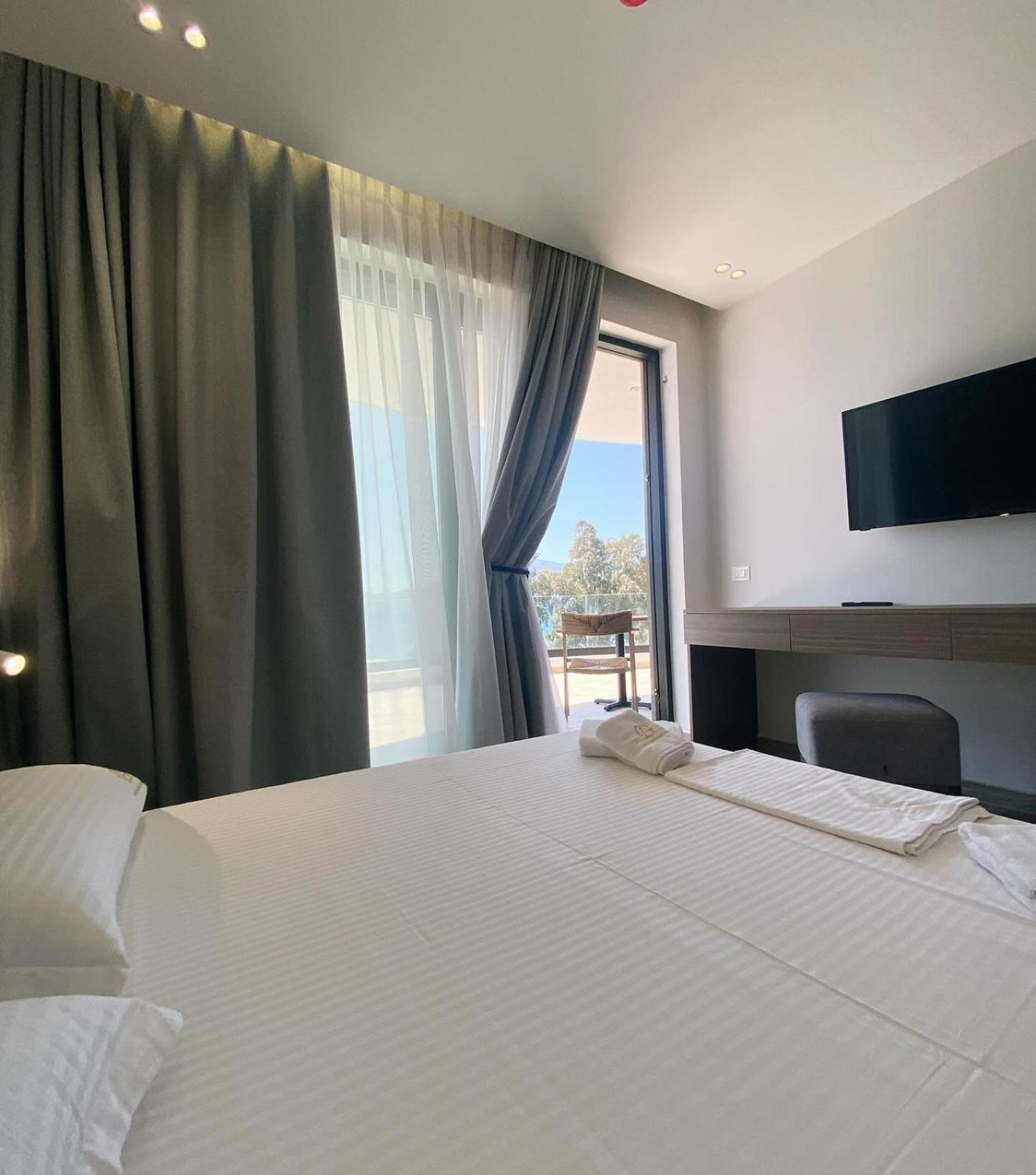 A&G Hotel Radhimë Zewnętrze zdjęcie