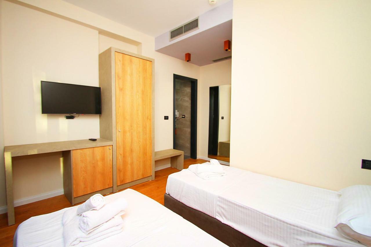 A&G Hotel Radhimë Zewnętrze zdjęcie