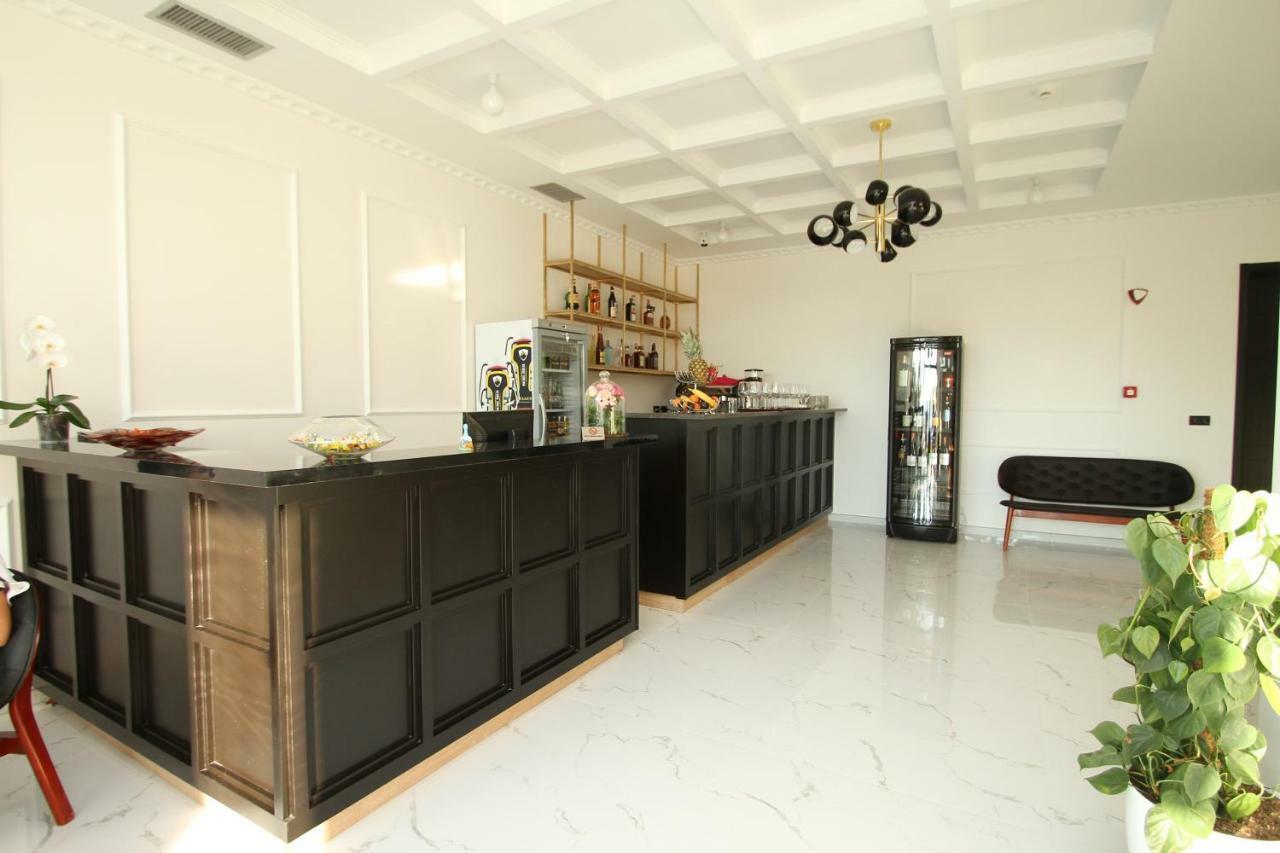 A&G Hotel Radhimë Zewnętrze zdjęcie