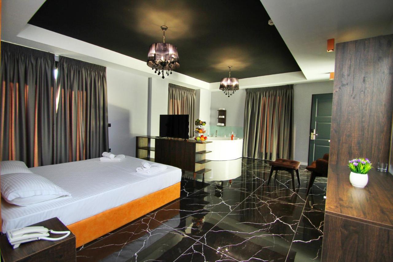 A&G Hotel Radhimë Zewnętrze zdjęcie